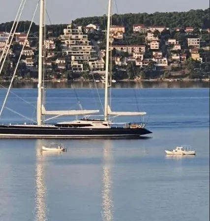 Luxury Viktoria شقة *