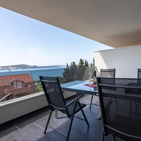 Apartment Luxury Viktoria