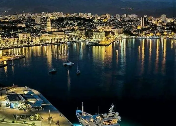 Luxury Viktoria Апартаменты